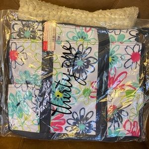 Thirty one tote bag with pockets